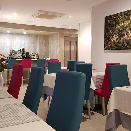 Hotel Avenida Plaza Alzira Eksteriør bilde