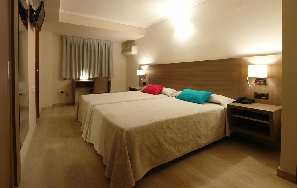 Hotel Avenida Plaza Alzira Rom bilde