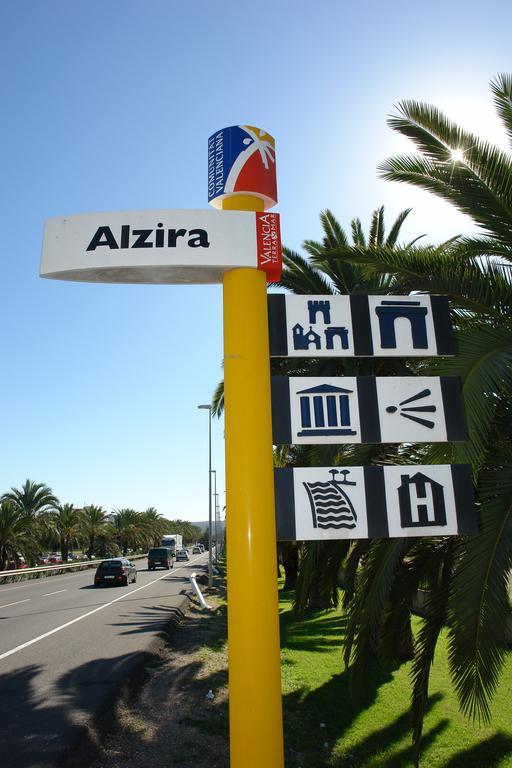 Hotel Avenida Plaza Alzira Eksteriør bilde