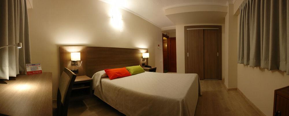 Hotel Avenida Plaza Alzira Eksteriør bilde