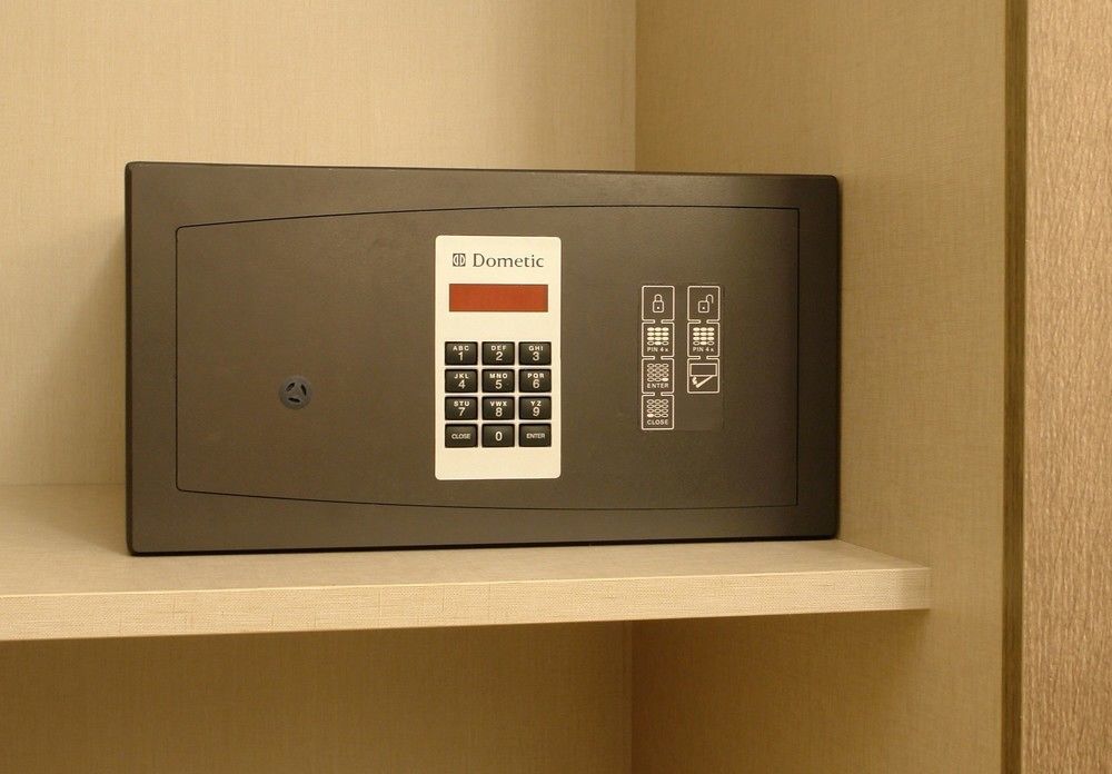 Hotel Avenida Plaza Alzira Eksteriør bilde